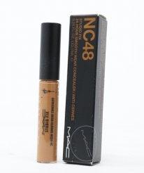 Actual product image MAC Cosmetics Studio Fix 24-Hour Smooth Wear Concealer (No. NW15)