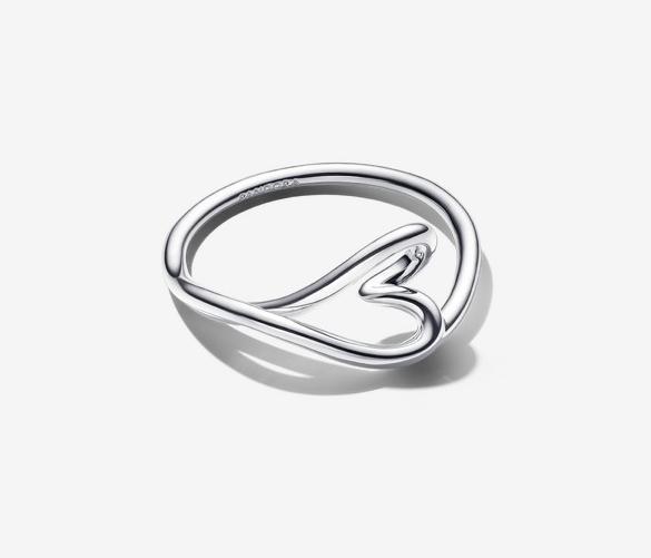 Produktbild Pandora Kleiner Ring in organischer Herzform (52, 925 Silber)