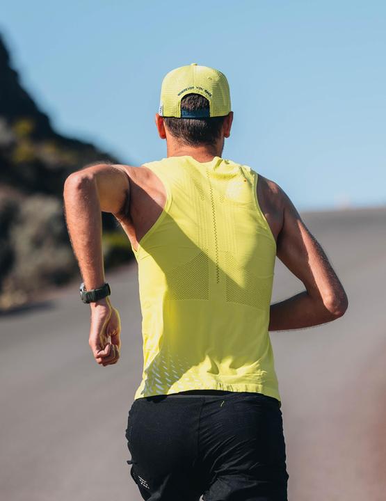 Actual product image Compressport Pro Racing Singlet M (S)