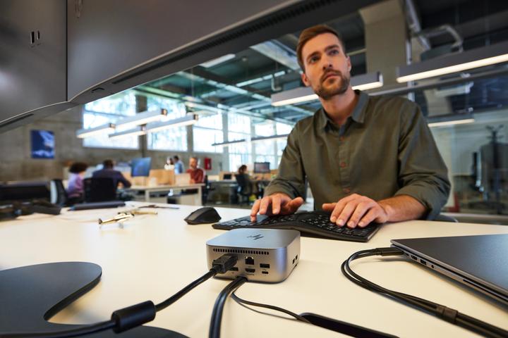 Actual product image HP Thunderbolt 4 Ultra 280 W G6 Dockingstation (10 ports)