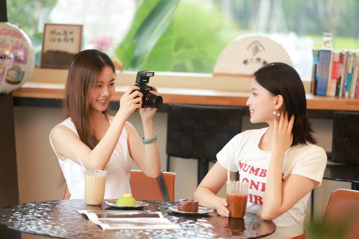 Produktbild Rollei Aufsteckblitz | Flashy ONE (Aufsteckblitz, Canon, Fujifilm, Lumix, Nikon, Olympus, Sony)