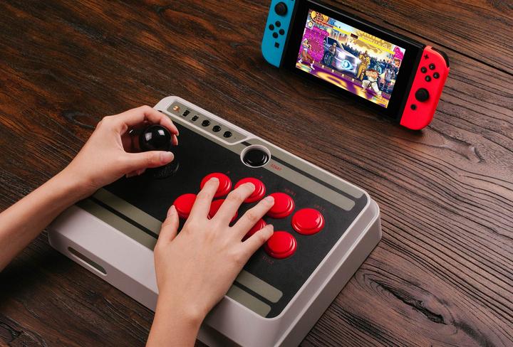 Produktbild 8bitdo N30 Arcade Stick (Switch, PC, Mac, Android)