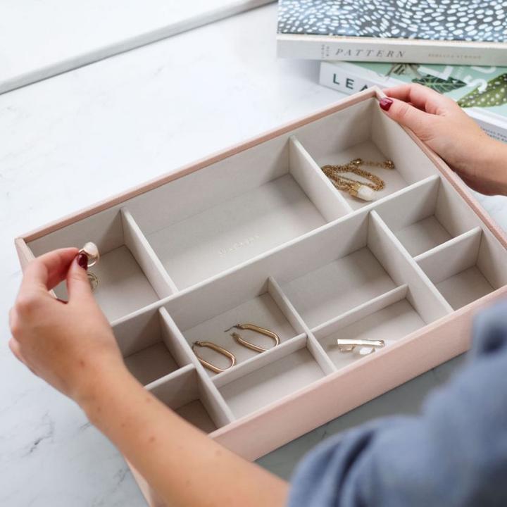 Actual product image Stackers supersize