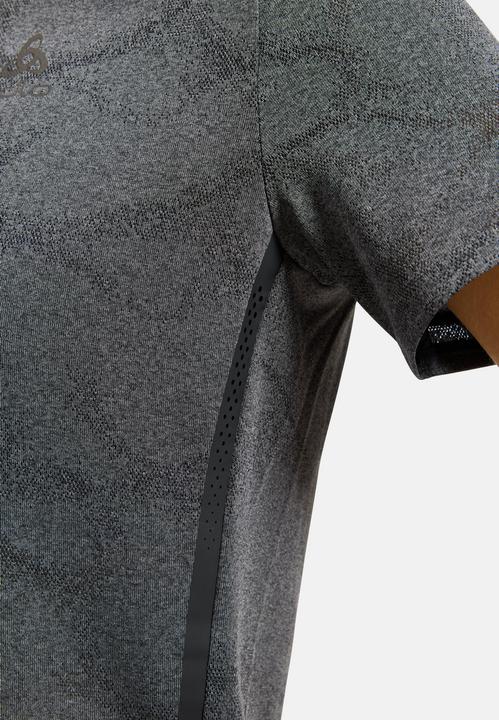 Actual product image Odlo Women's Engineered Chill-Tec Crew Neck S/S (L)