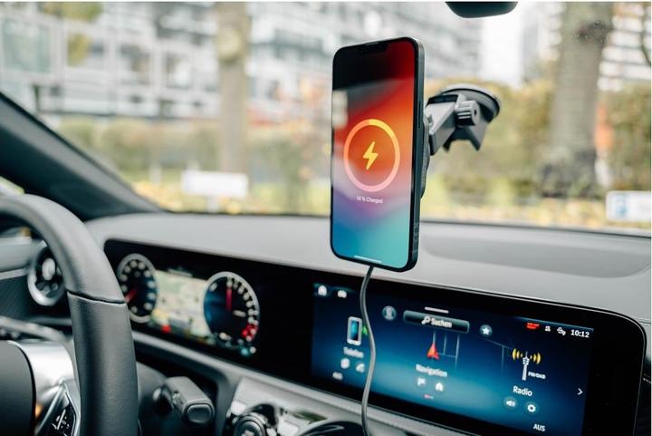 Image du produit Verbatim Charge'n'Drive Chargeur de voiture magnétique sans fil 31862