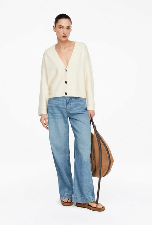 Produktbild Comma Moderner Half-Milano V-Neck Cardigan mit Signature-Knöpfen (40)