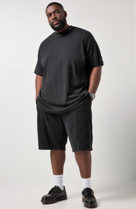 Actual product image Sthuge Tee (L)