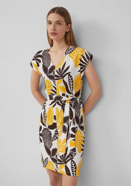 Produktbild S.Oliver Kleid Strukturiertes Jerseykleid mit All-over-Print und Gürtel (40)