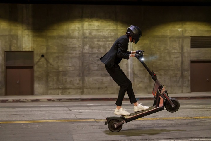 Produktbild Segway-Ninebot GT2 P (70 km/h, 90 km, 1500 W)