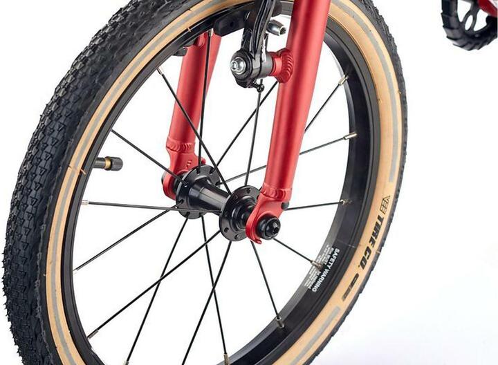 Produktbild Academy Grade 3 (16")