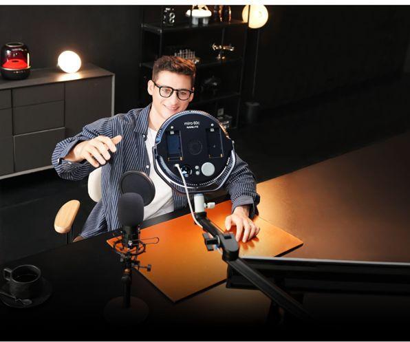 Immagine prodotto Nanlite Miro 60C LED Full-Colour Round Panel Light (Midnight Blue)