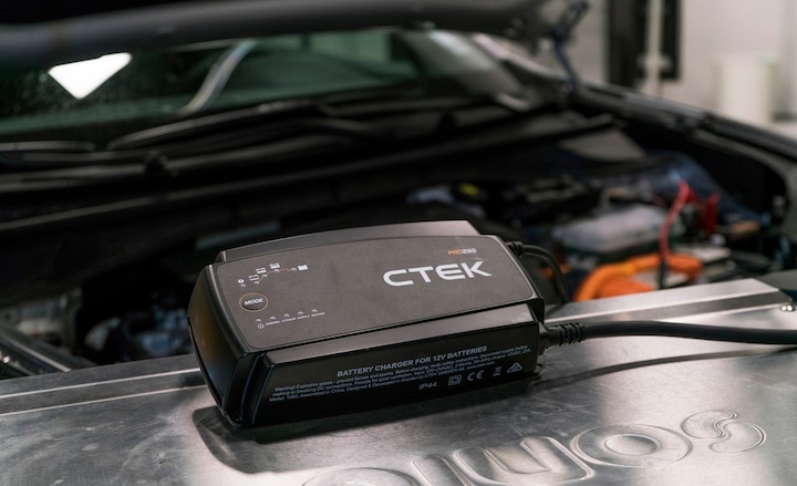 Actual product image Ctek PRO25S (12V, 25 A)