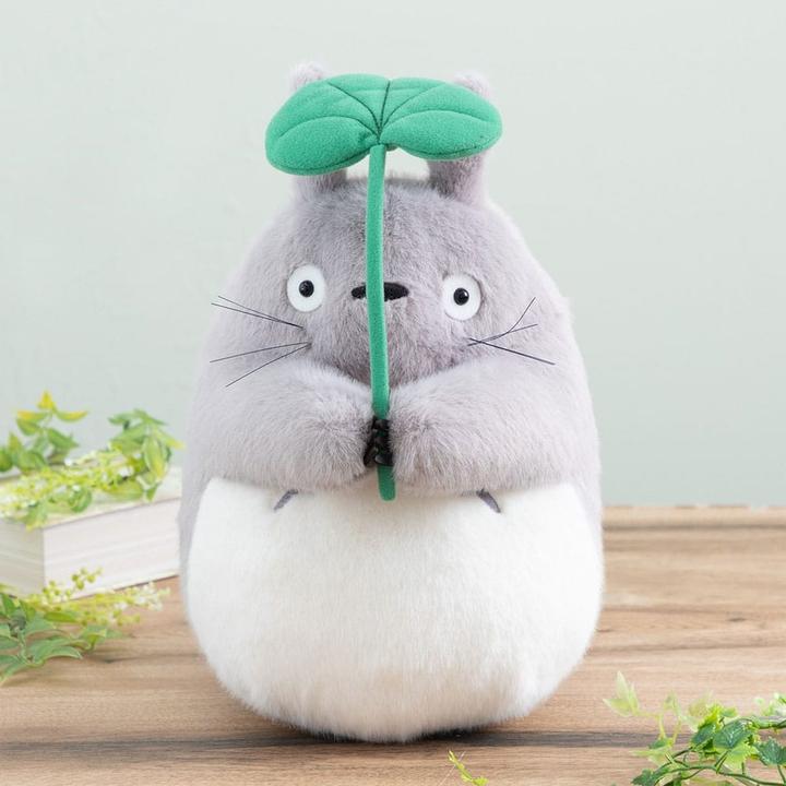 Actual product image Sun Arrow Mein Nachbar Totoro Dondoko Dance Plüschfigur Big Totoro Medium (31 cm)