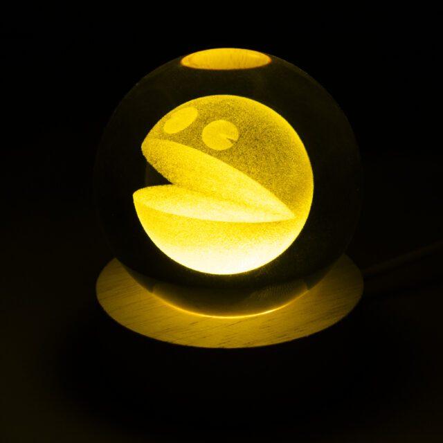 Actual product image Fizz Creations PAC-Man Crystal Ball Light. Retro Gaming Desk Lamp. USB Powered. Classic Arcade Gamin