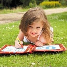 Actual product image Tomy Aquadoodle Travel Case