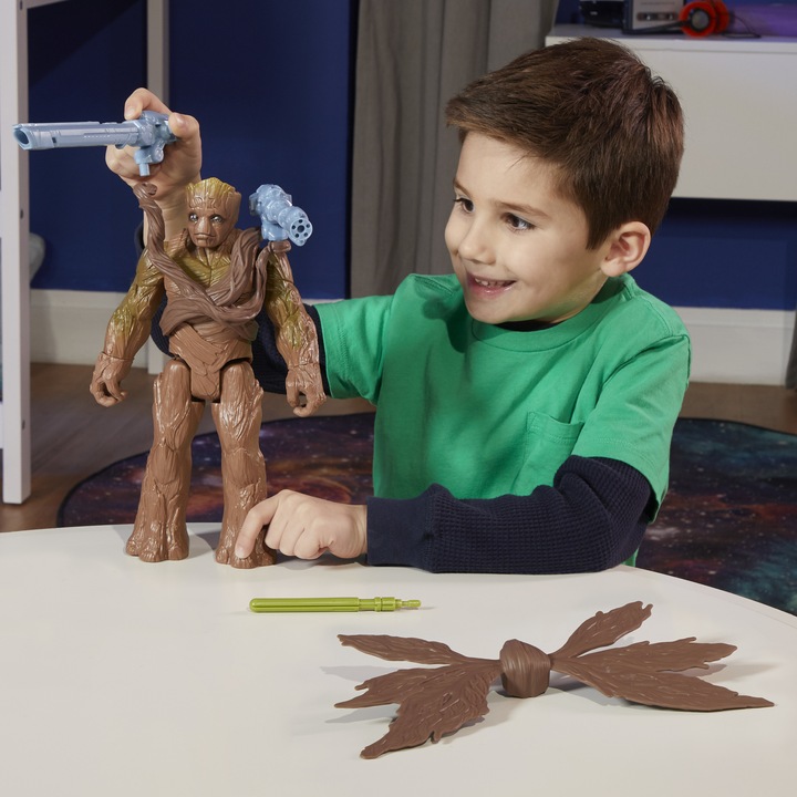 Actual product image Hasbro Marvel Studios Guardians of the Galaxy Vol. 3 Titan Hero Series Deluxe Blast 'N Battle Groot