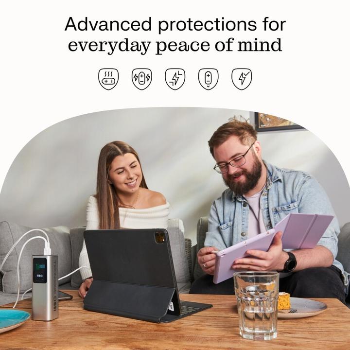 Actual product image GreenCell Powerbank PowerPlay Ultra 25200mAh Schnelles Laden 140W 2x USB-C PD 1x USB-A (25200 mAh, 140 W, 91.20 Wh)