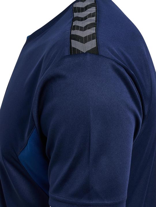 Actual product image hummel Authentic (M)