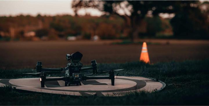 Produktbild Drone Control DroneControl FirstResponder 1 Jahres Lizenz, Sprache (Drohnen Fernsteuerung)