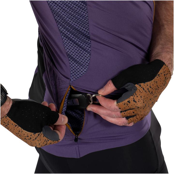 Actual product image Leatt Endurance 5.0 T-Shirt (S)