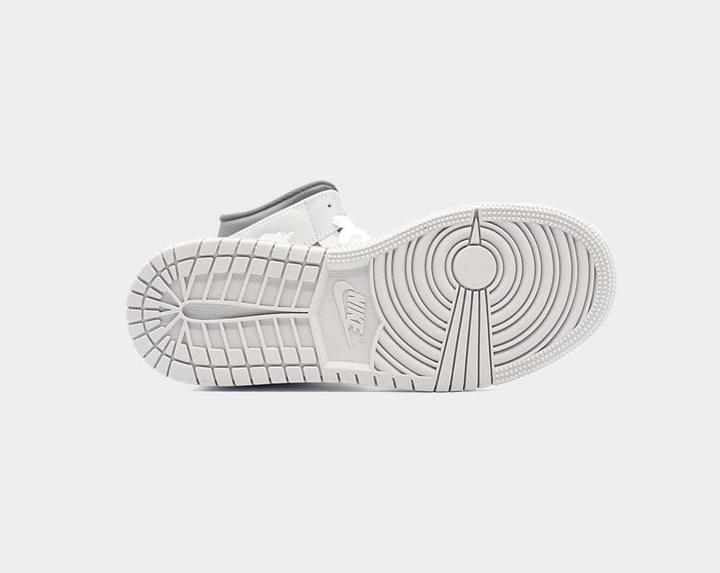 Image du produit Nike Air Jordan 1 (40)
