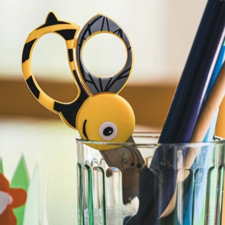 Actual product image Fiskars Animal scissors for children bee (13 cm)