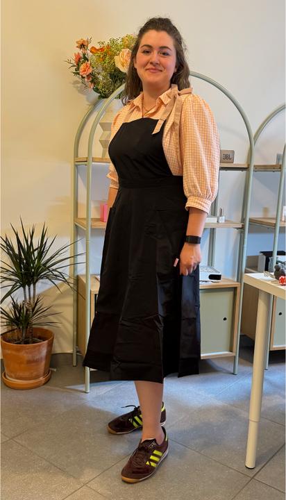 Produktbild K.Blanc Shoulder Ribbon Apron Black + Pink