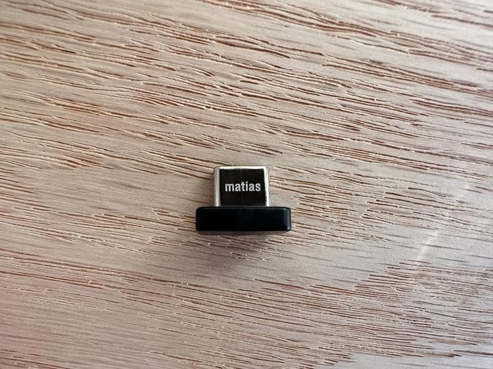 Produktbild Matias Ergonomisch geformte Tastatur für PC (CH, Kabellos)