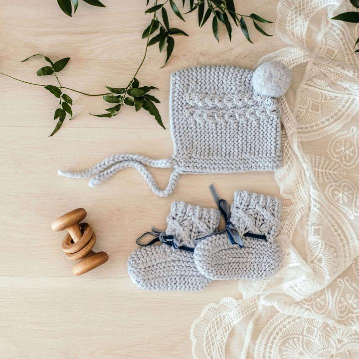 Actual product image Snuggle Hunny Merino hat & booties set