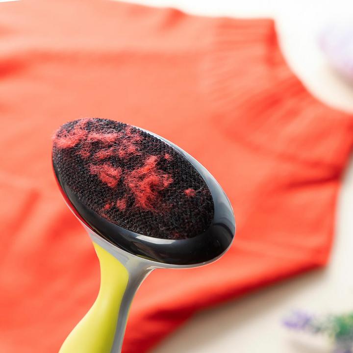 Actual product image InnovaGoods Effective lint remover for textiles