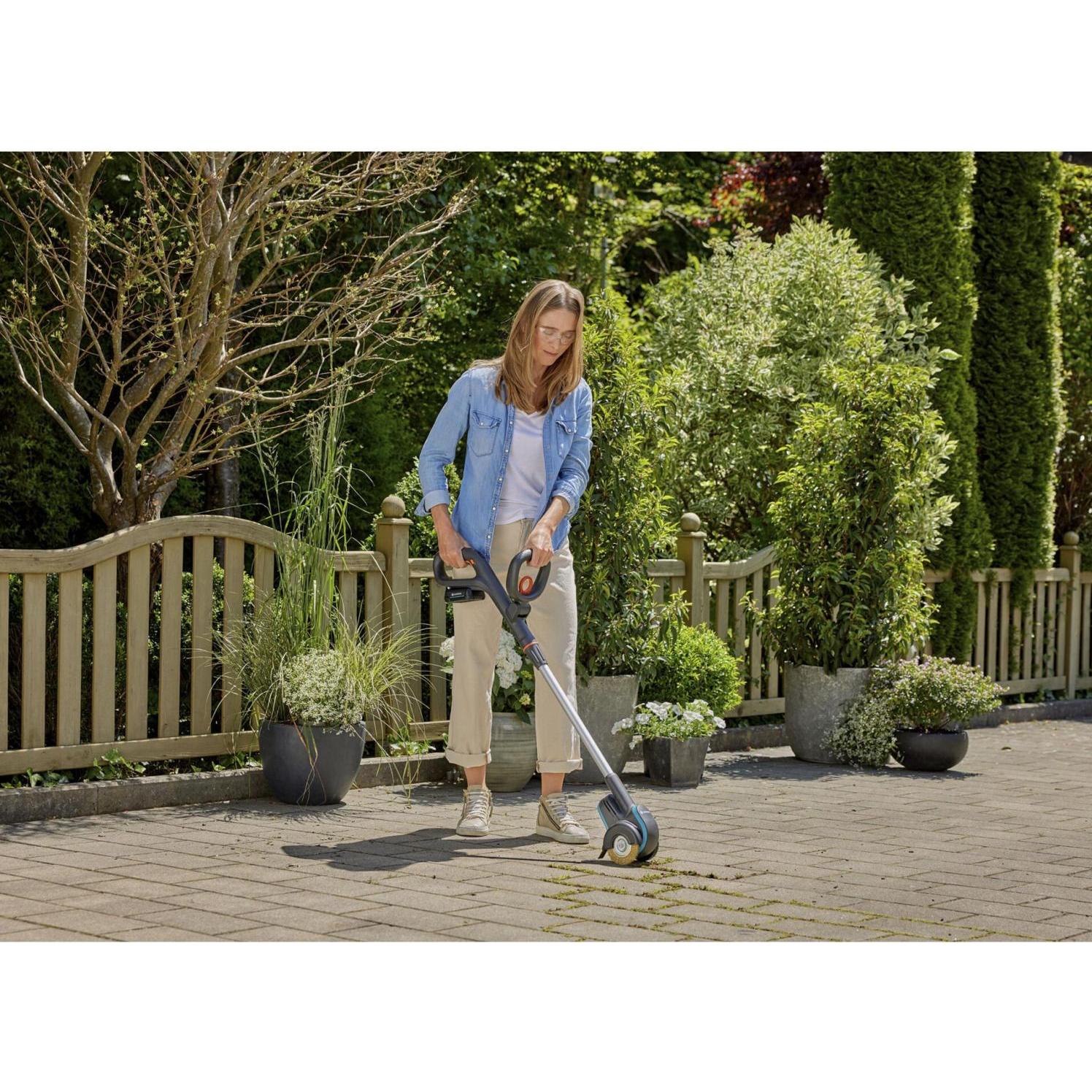 Thumbnail - Gardena, Gartenhandwerkzeug, Fugenbürste Stahldraht