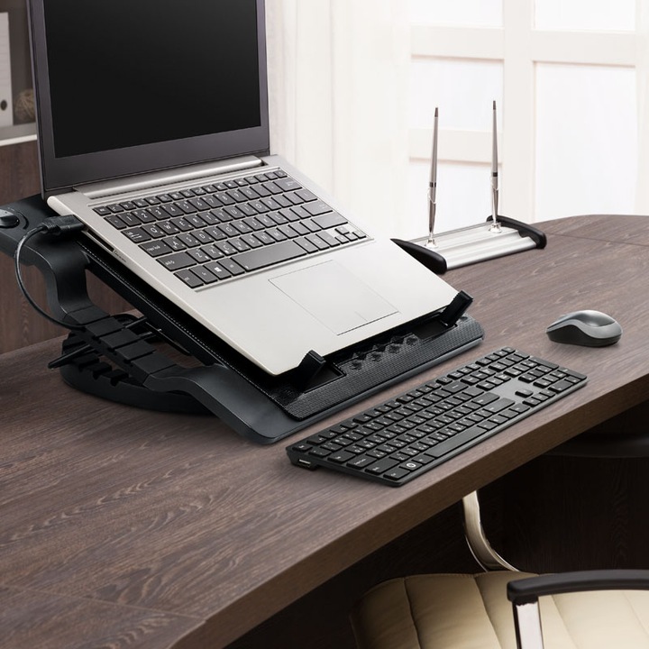Actual product image Cooler Master Ergostand III
