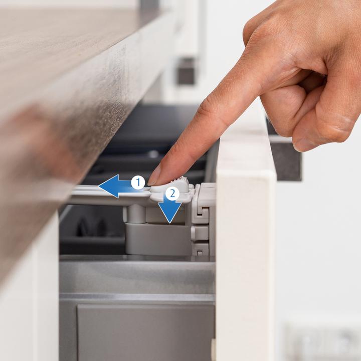 Actual product image Reer Cutlery drawer safety catch