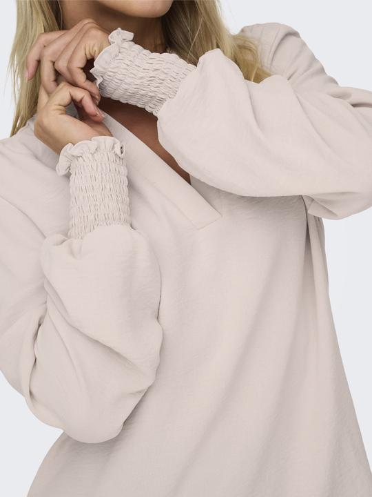 Produktbild Only Normal geschnitten Rundhals Gesmokte Ärmelbündchen Voluminöser Armschnitt Top Top (XS)