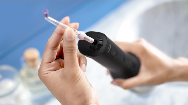 Productafbeelding Philips Sonicare Diamond Clean 9000 & snoerloze Power Flosser 3000 (Sonische tandenborstel)