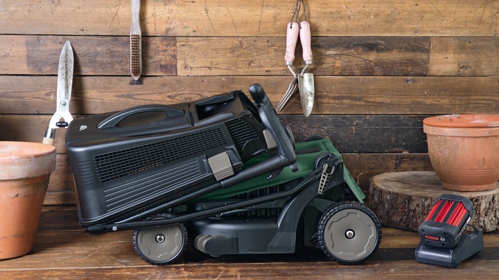 Productafbeelding Bosch Home & Garden EasyRotak 36-550 (Oplaadbare batterij)