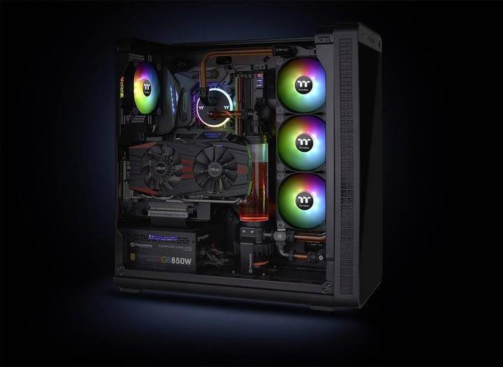Produktbild Thermaltake Pure Plus 12 (120 mm, 3 x)
