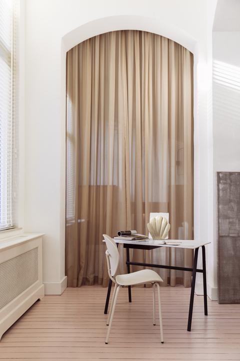 Actual product image Zuiver Table