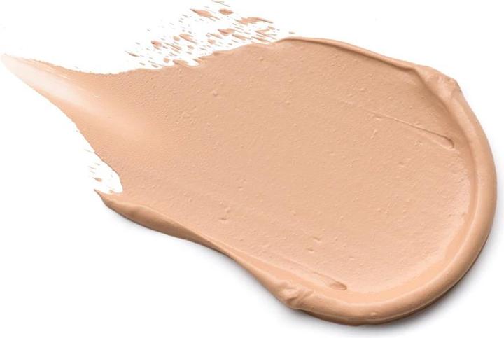 Actual product image essence Foundation