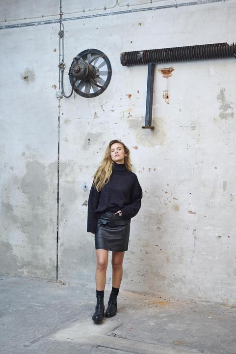 Actual product image Pulz Jeans Tanja Turtleneck (XL)