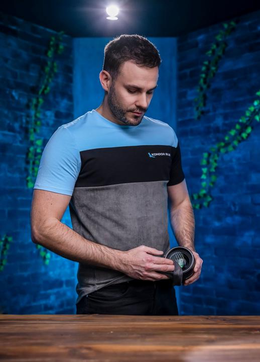 Produktbild Kondor Blue Premium Microfiber Lens Cleaning T-Shirt, Short Sleeve XL