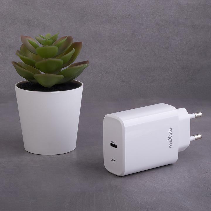 Produktbild Maxlife MXTC-10-20C PD QC Ladegerät 1x USB-C 20W weiss (20 W, 1 Port)
