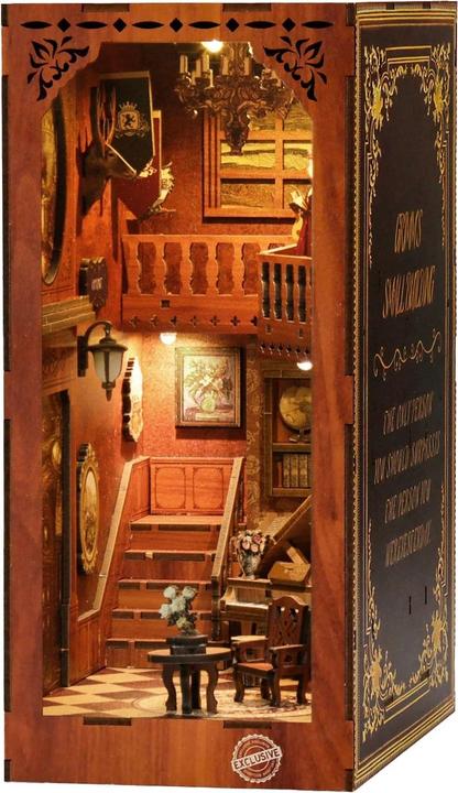 Actual product image LitNook Die Zeitlose Bibliothek - Book Nook