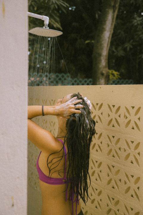 Actual product image Green Room Suds Sunny (Solid shampoo)