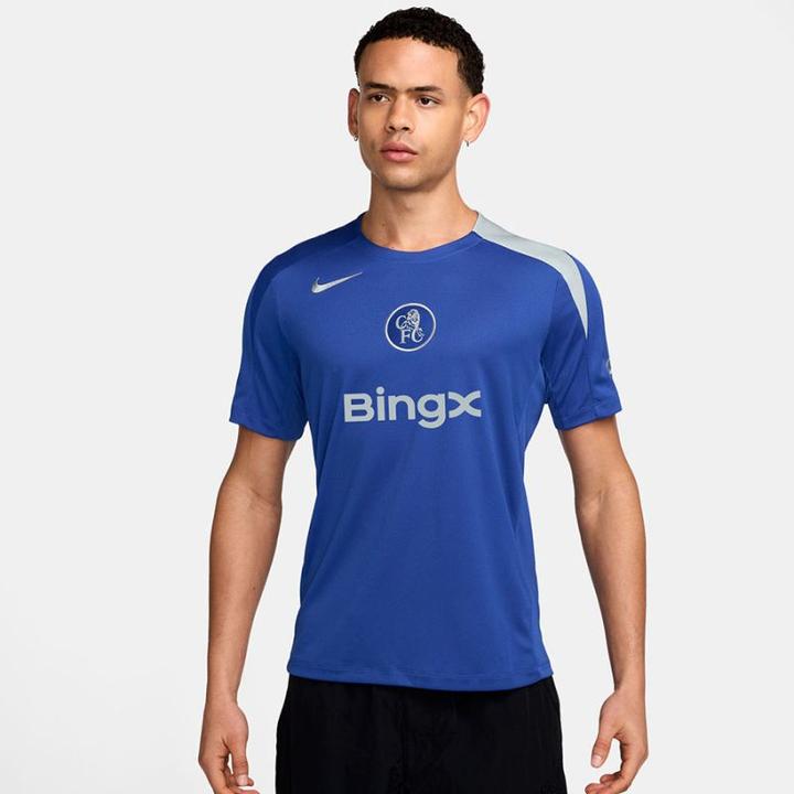 Image du produit Nike Chelsea à l'assaut du sommet (XL)