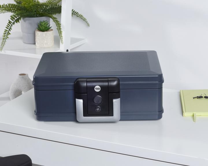 Produktbild Yale Feuer- und Wassertruhe (6.90 l)