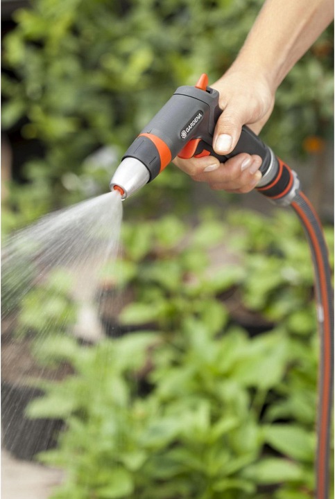 Actual product image Gardena Premium Cleaning Syringe