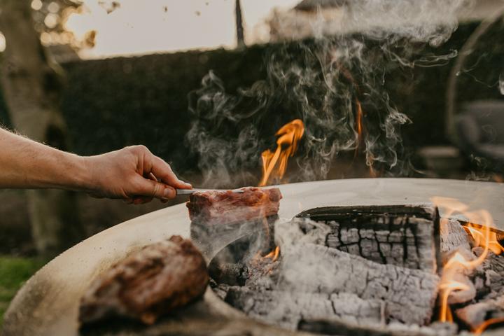 Produktbild Bonfeu BonBiza (geschlossen) Schwarz Grill-Feuerschale (80 cm)