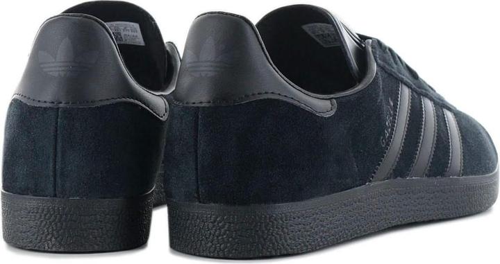 Actual product image Adidas gazelle (46)