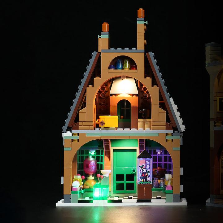 Actual product image BrickBling LED light set for LEGO Harry Potter: Visit to Hogsmeade (76388)